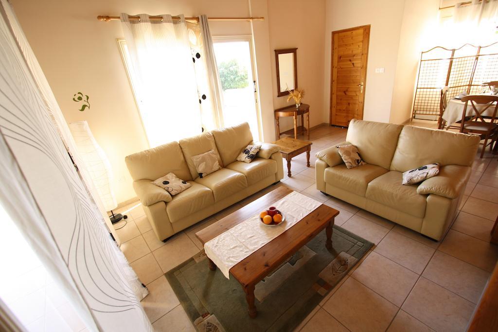 Hilltop Chalet Pissouri Exterior foto