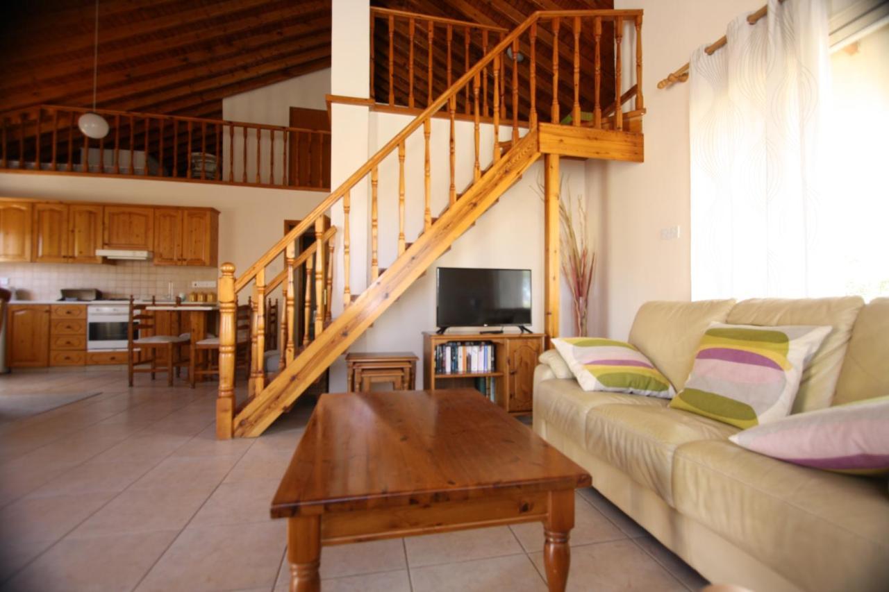 Hilltop Chalet Pissouri Exterior foto